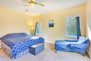 Glen Spey Home w/ Grill ~ 5 Mi to Delaware River