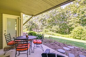 Pet-friendly Wintergreen Resort Condo w/ Patio!