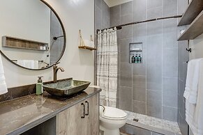 Modern Island Park Cabin ~ 23 Mi to Yellowstone!