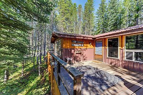 Rustic Idaho Retreat w/ Deck, Grill & Chiminea!