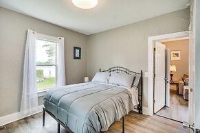 Lakefront Mound Getaway: Near Snowmobiling Trails!