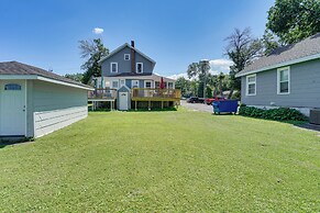 Lakefront Mound Getaway: Near Snowmobiling Trails!