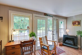 Springvale Farm: Freedom Home With Hiking Trail!