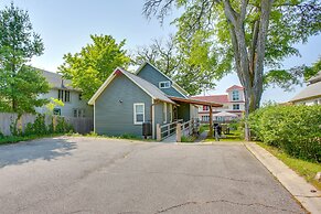 Downtown Traverse City Home - Walk to Beaches!