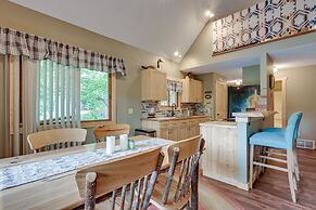 Peaceful Waterfront Cabin on Tittabawassee River!