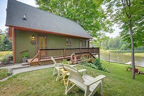 Peaceful Waterfront Cabin on Tittabawassee River!