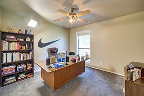 Spacious Arkansas Abode w/ Balcony & Fire Pit!