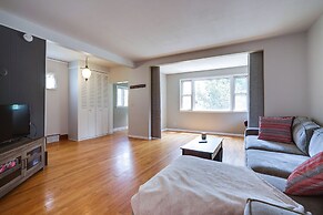Pet-friendly Saint Paul Home Near Allianz Field!