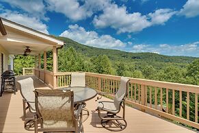 Hendersonville Retreat w/ Mtn Views & Deck!