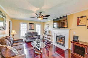 Roomy Fayetteville Home Rental w/ Screened Porch!