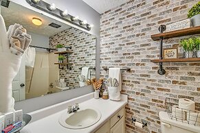 Roomy Fayetteville Home Rental w/ Screened Porch!