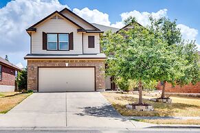 Pet-friendly Round Rock House w/ Fenced Backyard!