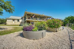 Fredericksburg Retreat w/ Private Hot Tub & Patio!