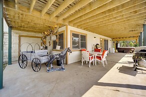 Fredericksburg Retreat w/ Private Hot Tub & Patio!