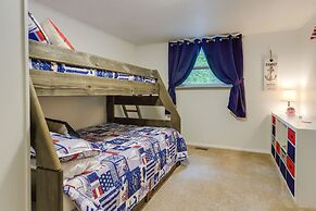 Dock + Screened Porch: Lake of the Ozarks Getaway!