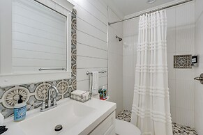 10-acre Lakefront Home w/ Pool, Hot Tub & Dock!