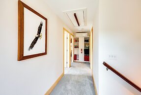 Acadia Home w/ Rooftop Deck - Close to Trails!