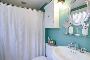 Charming St Petersburg Bungalow 2 Mi to Downtown!