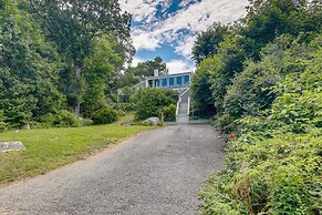 Bayfront Plymouth Gem w/ Sunroom, Steps to Shore!