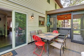 Private Hot Tub & Fire Pit: Pocono Lake House!