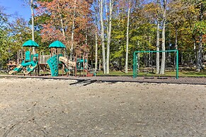 Private Hot Tub & Fire Pit: Pocono Lake House!