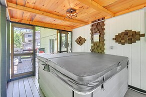 Private Hot Tub & Fire Pit: Pocono Lake House!