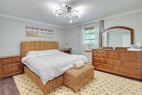 Private Hot Tub & Fire Pit: Pocono Lake House!