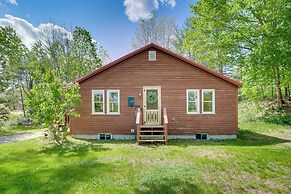 Gorgeous Sunday River Cabin w/ Saltwater Hot Tub!