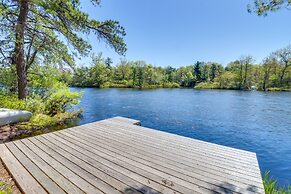 Lakefront Poconos Vacation Rental w/ Swim Dock!