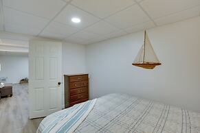 Spacious Cabin w/ Private Dock on Thompson Lake