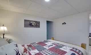 Spacious Cabin w/ Private Dock on Thompson Lake