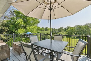 Connecticut Retreat: Steps to Historic Downtown!