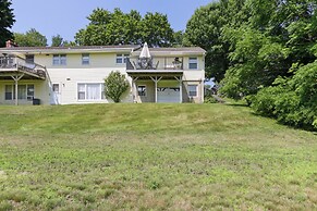 Connecticut Retreat: Steps to Historic Downtown!