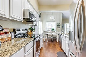 Pool & Lake Access: Lovely Monkey Island Getaway