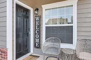 Pool & Lake Access: Lovely Monkey Island Getaway