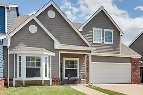 Pool & Lake Access: Lovely Monkey Island Getaway