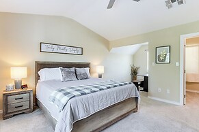 Pool & Lake Access: Lovely Monkey Island Getaway