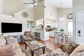 Pool & Lake Access: Lovely Monkey Island Getaway