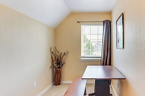 Pool & Lake Access: Lovely Monkey Island Getaway