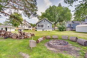 Lakefront Mound Vacation Rental w/ Fire Pit Access