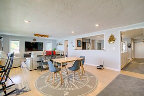 Bayfront Home w/ Deck - 4 Mi to Downtown Plymouth!