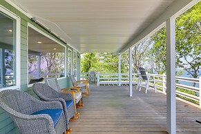 Bayfront Home w/ Deck - 4 Mi to Downtown Plymouth!