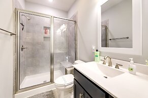 Beaufort Getaway w/ Pool Access, 2 Mi to Downtown!