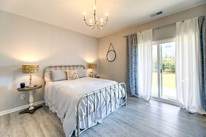 Beaufort Getaway w/ Pool Access, 2 Mi to Downtown!