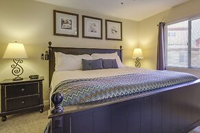 Mesquite Condo w/ Community Pool & Hot Tub!