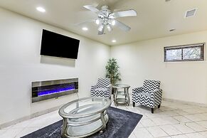 Spacious King of Prussia Home w/ 2 Game Rooms