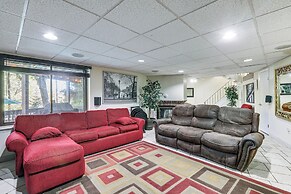 Spacious King of Prussia Home w/ 2 Game Rooms