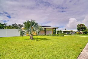 Breezy Palm Bay Home: Outdoor Pool, Near Beaches!
