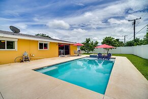 Breezy Palm Bay Home: Outdoor Pool, Near Beaches!