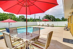 Breezy Palm Bay Home: Outdoor Pool, Near Beaches!